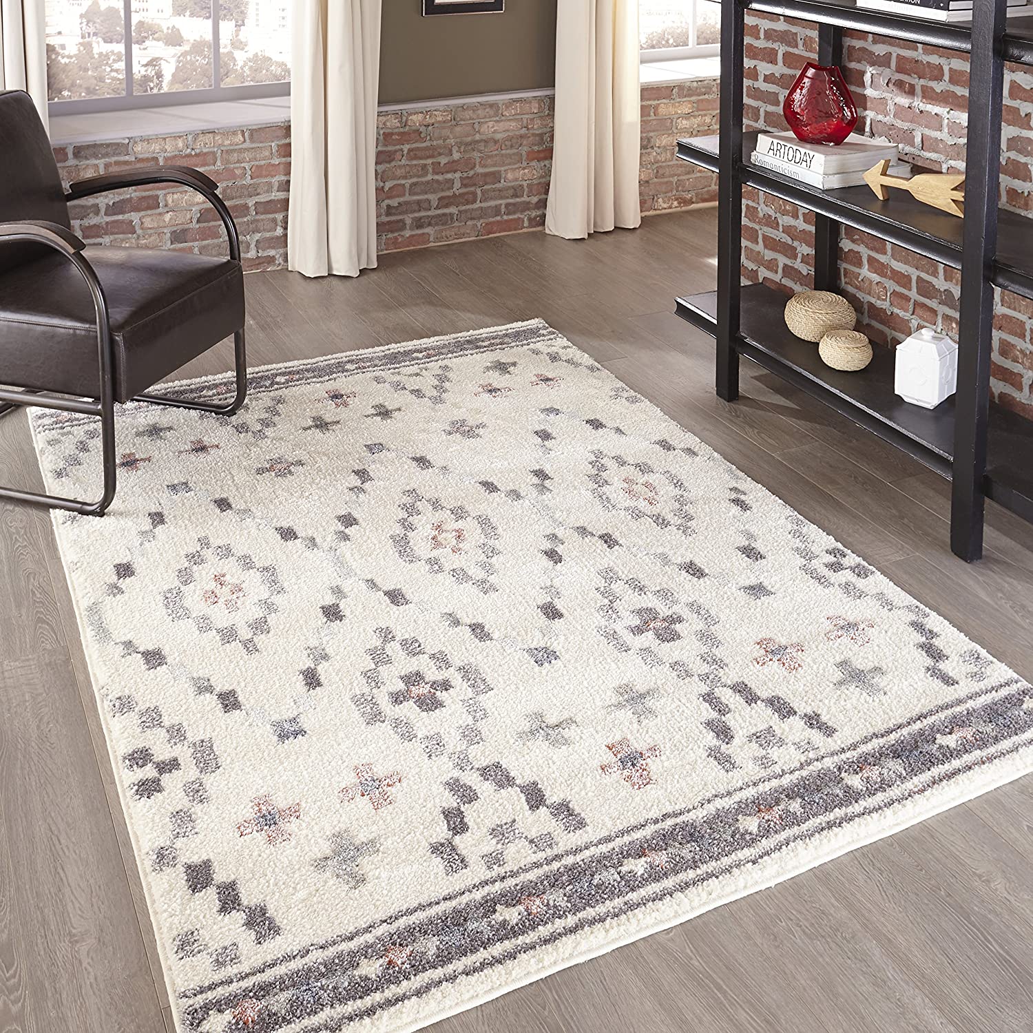 Momeni Rugs Lima Collection Contemporary Area Rug, 5&#39;3&#34; x 7&#39;6&#34;, Ivory